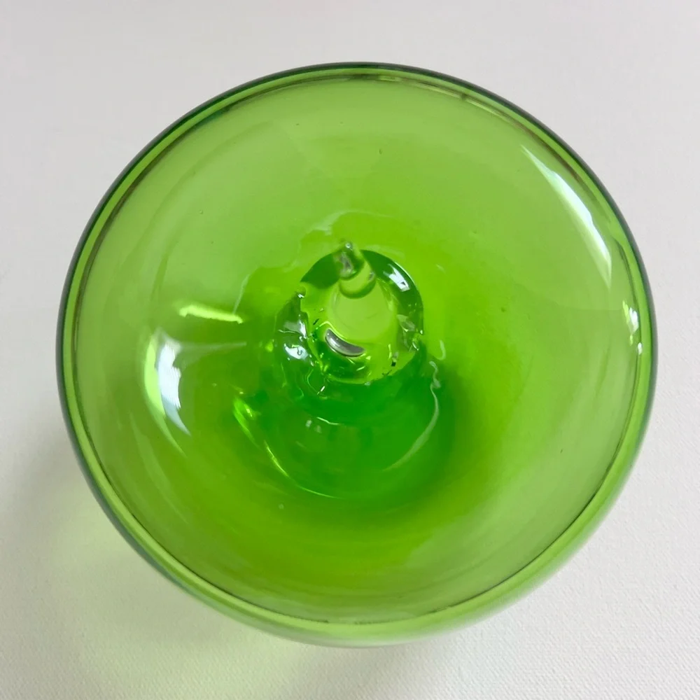 Z-Gallerie Green Glass Apple Paperweight